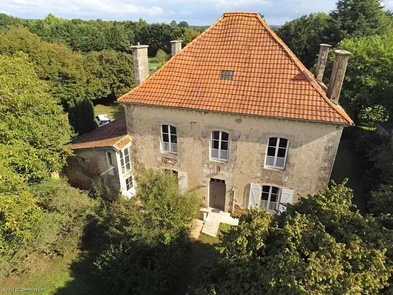 Maison, 230 m²