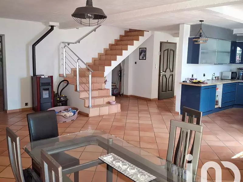Maison, 178 m²