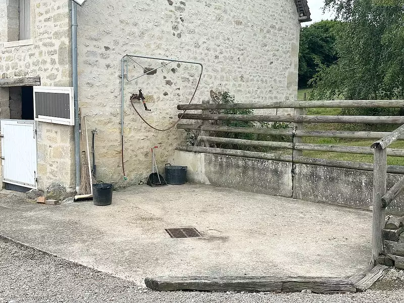 Maison, 225 m²