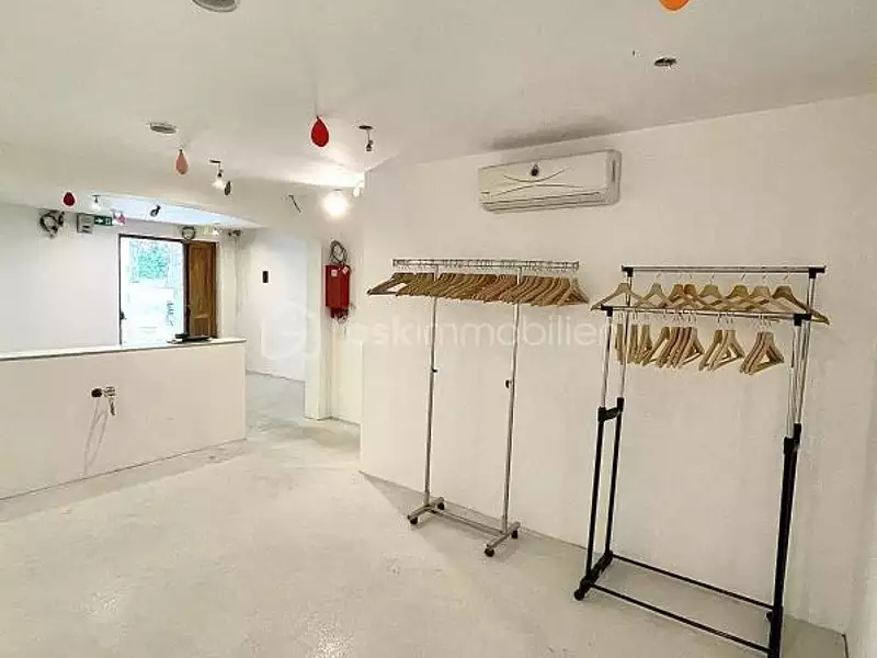 Immeuble, 950 m²