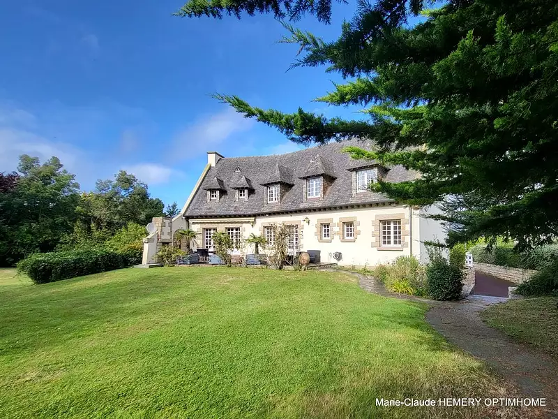 Maison, 267 m²