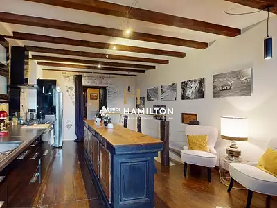 Maison, 211 m²