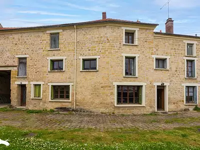 Maison, 147 m²