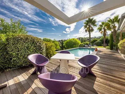 Maison, 306 m²