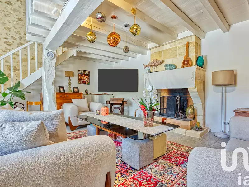 Maison, 390 m²