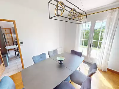 Maison, 180 m²