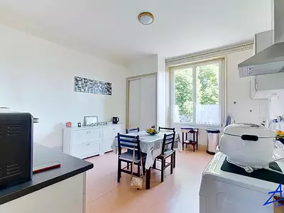 Immeuble, 698 m²