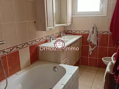 Maison, 160 m²