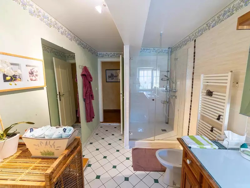 Maison, 305,32 m²