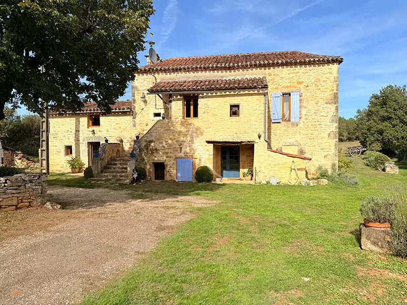 Maison, 330 m²