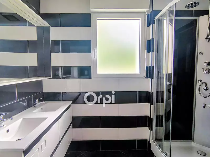 Maison, 128 m²