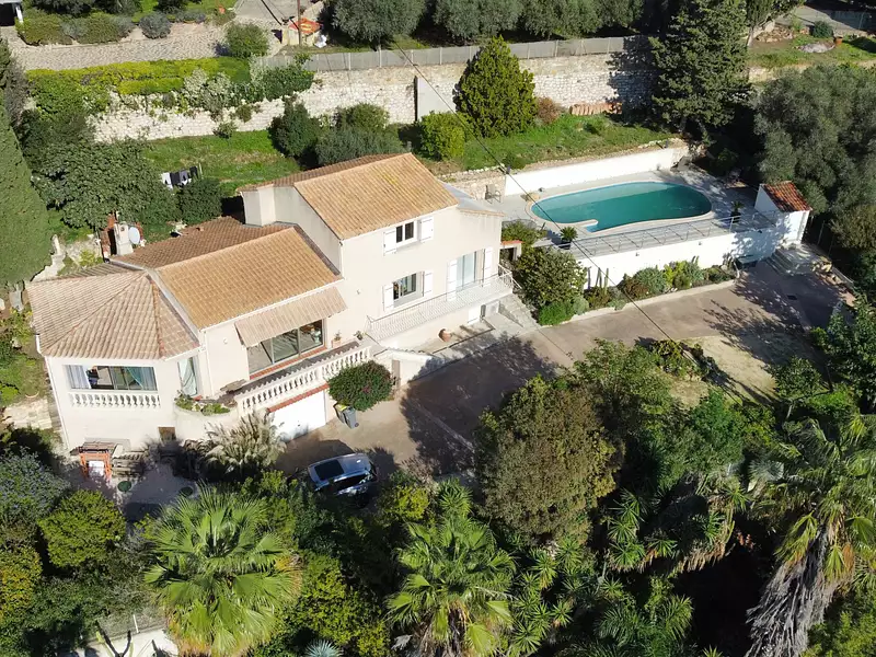 Maison, 170 m²