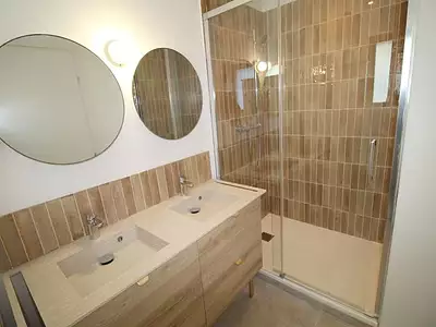 Maison, 210 m²