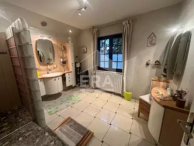 Maison, 272 m²