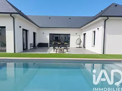Maison, 153 m²