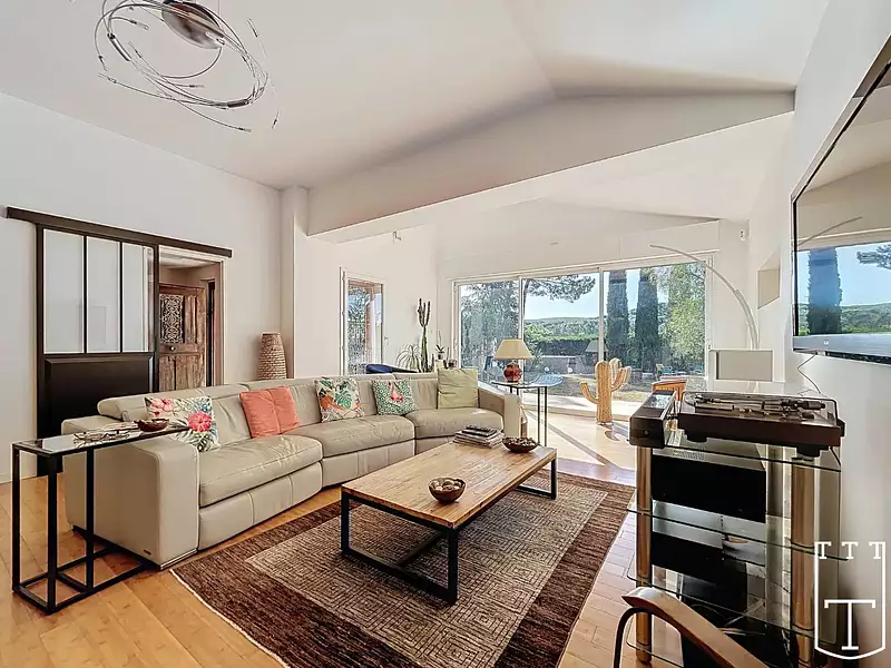 Maison, 191 m²
