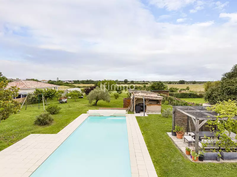 Maison, 200 m²