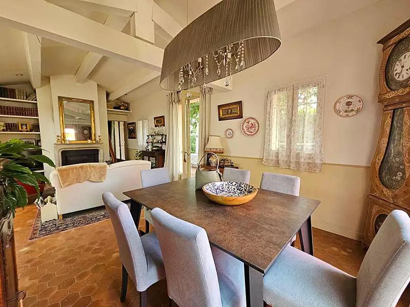 Maison, 180 m²
