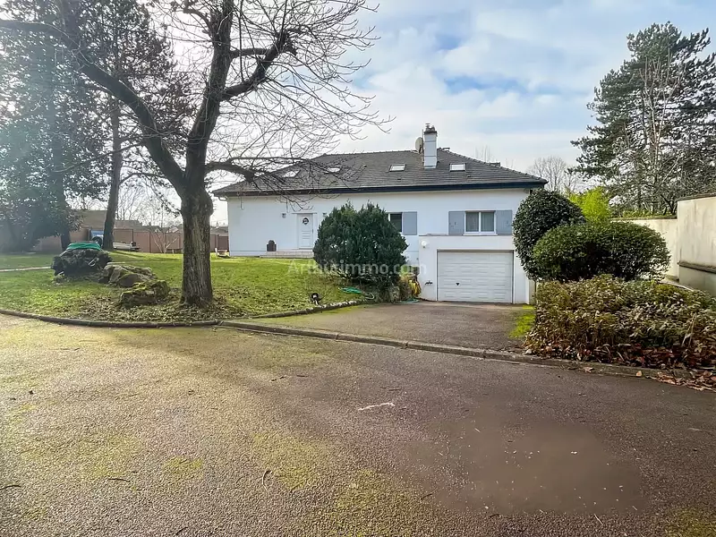 Maison, 183 m²