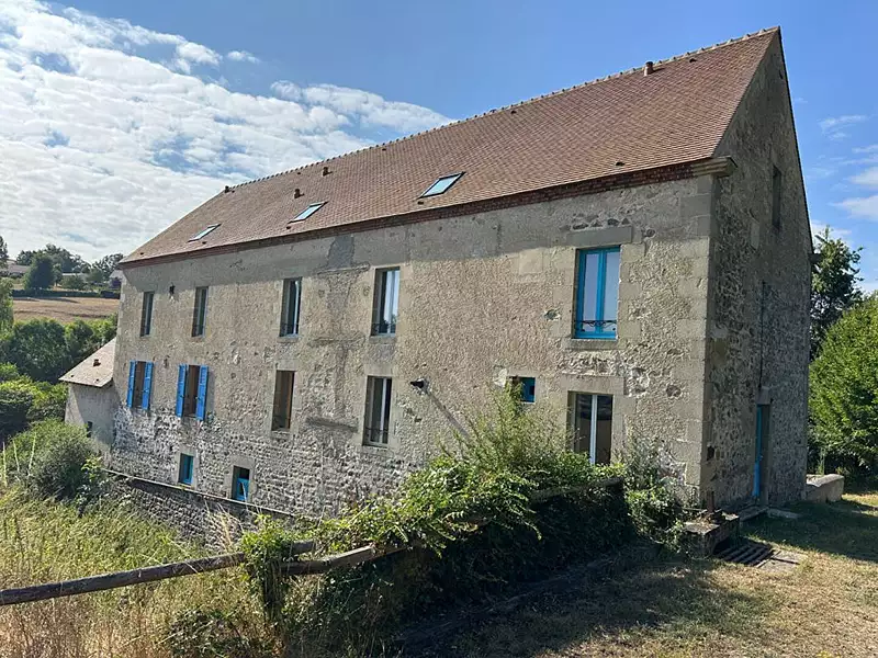 Maison, 690 m²