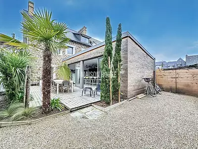 Maison, 181 m²
