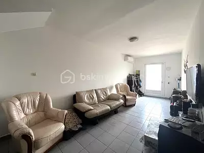 Maison, 77 m²