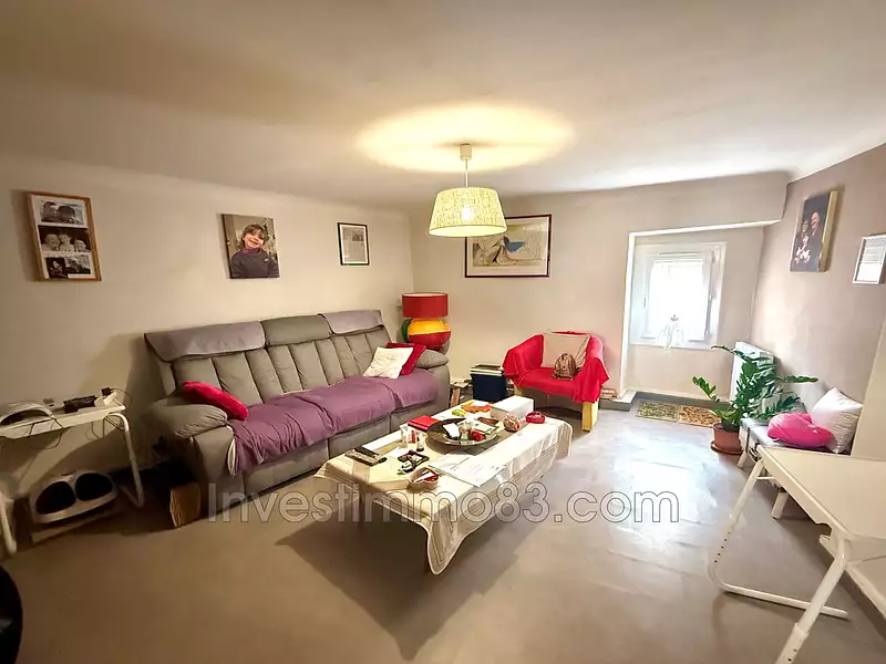 Maison, 220 m²