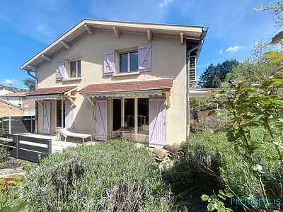 Maison, 185 m²