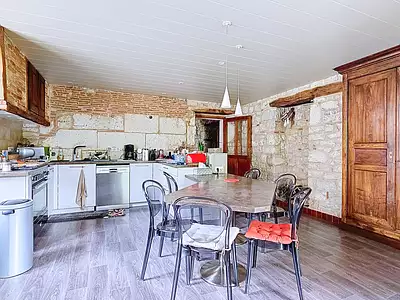 Maison, 513 m²