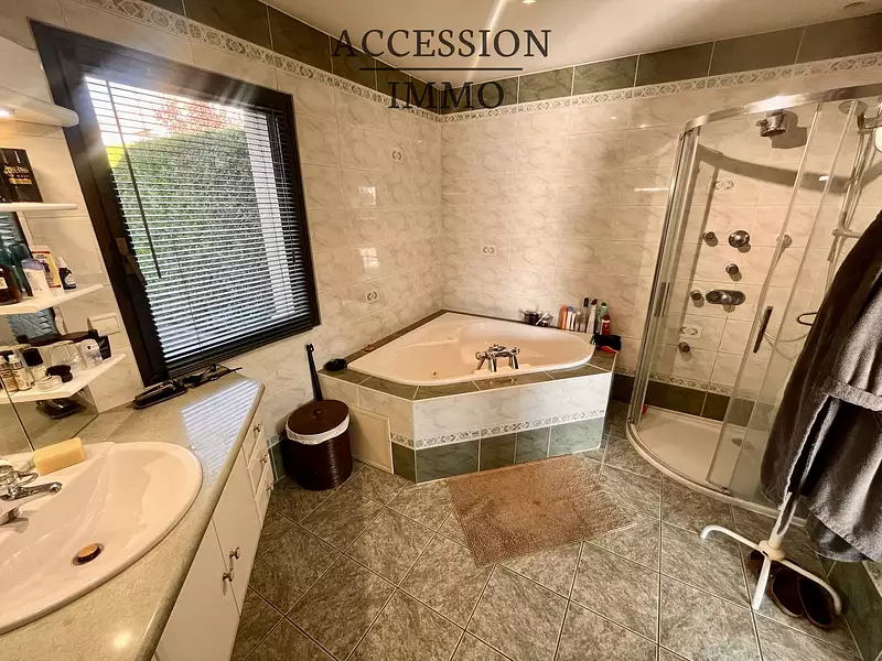 Maison, 195 m²