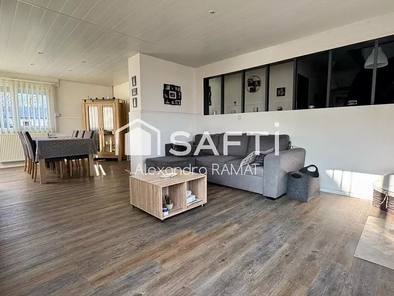 Maison, 111 m²
