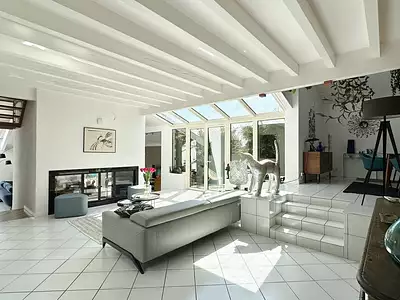 Maison, 240 m²