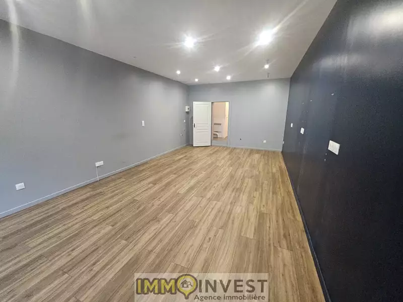 Divers, 40 m²