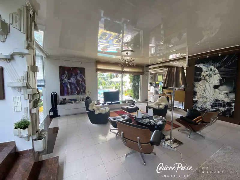 Maison, 320 m²