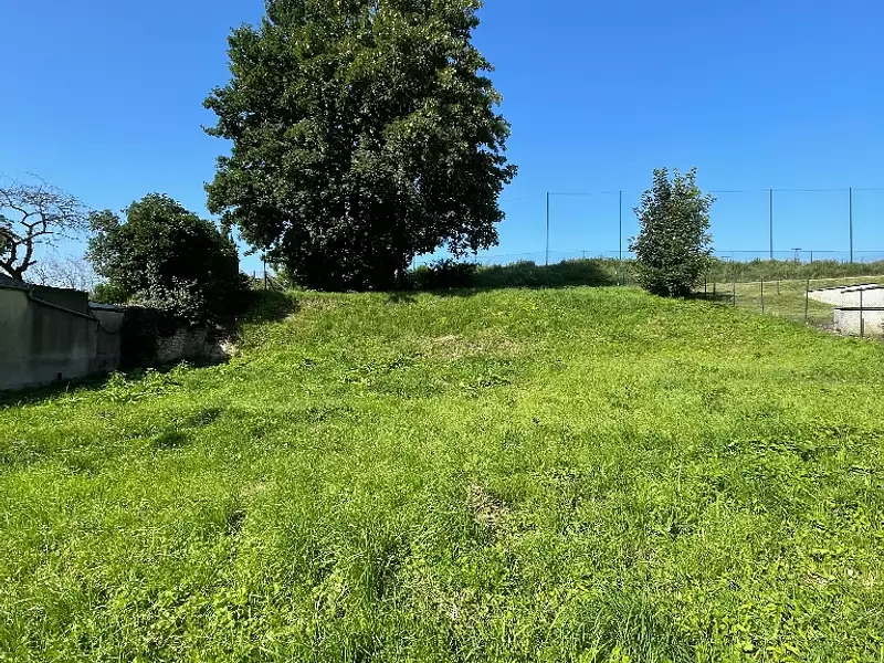 Terrain, 763 m²