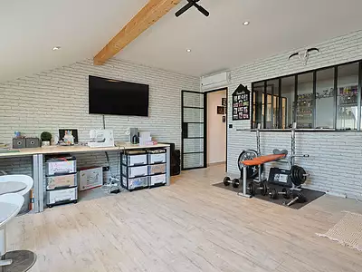 Maison, 225 m²