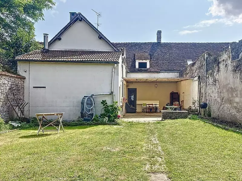 Maison, 157 m²