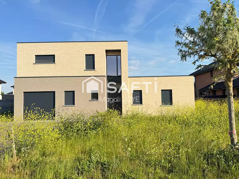 Maison, 178 m²