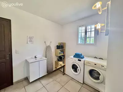 Maison, 484,84 m²