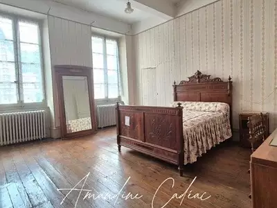 Maison, 245 m²