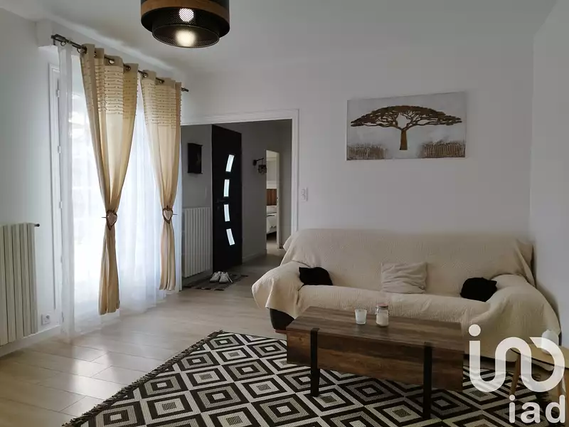 Maison, 196 m²