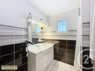 Maison, 180 m²