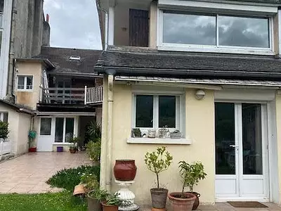 Maison, 280 m²