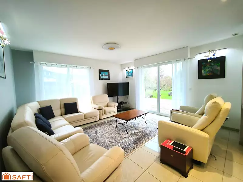 Maison, 174 m²