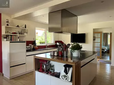 Maison, 197 m²