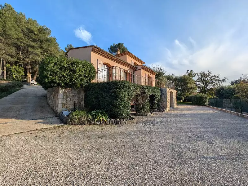 Maison, 183,93 m²