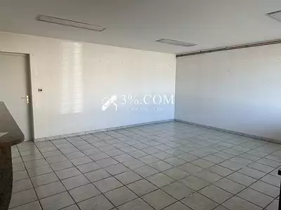 Maison, 639 m²