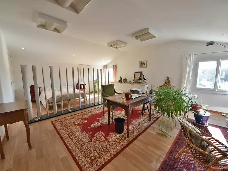 Maison, 185 m²