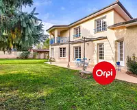 Maison, 302 m²