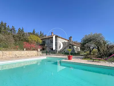 Maison, 360 m²